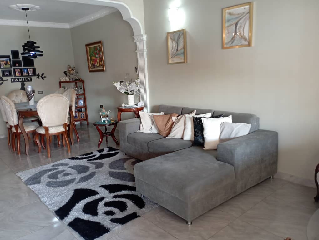 1020